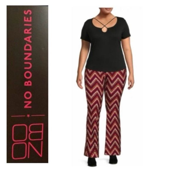 🎅 NO BOUNDARIES High Rise Geometric Flare Pants NWT XXL - Picture 1 of 14